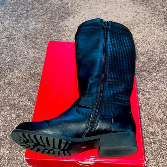 Black Riding Boots - Picture 6 of 7